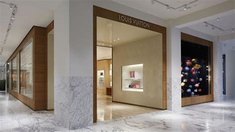 louis vuitton bijenkorf amsterdam